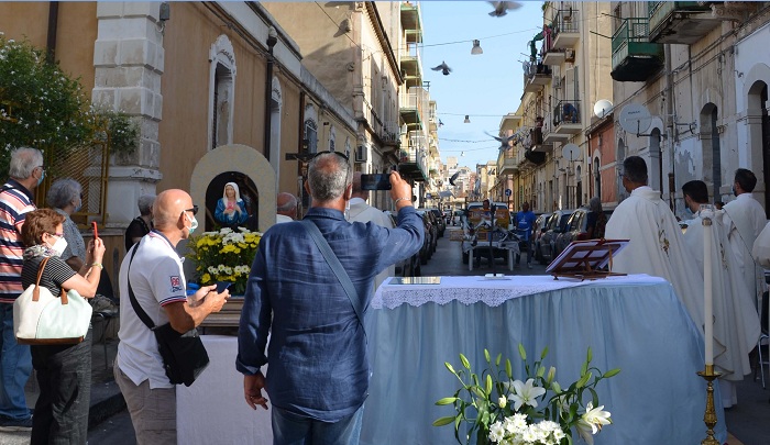 Quarto giorno del 67mo anniversario della Lacrimazione della Madonna a Siracusa: toccante omelia dell’Arcivescovo di Palermo