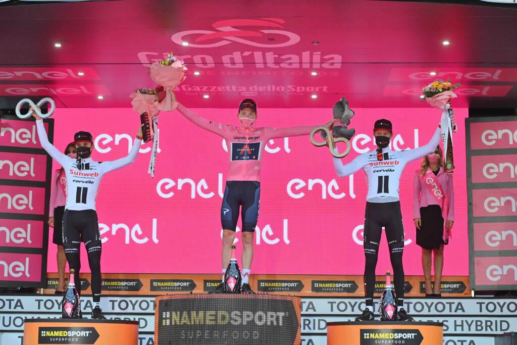 “103esimo Giro d’Italia, trionfa il baby inglese Hart!”