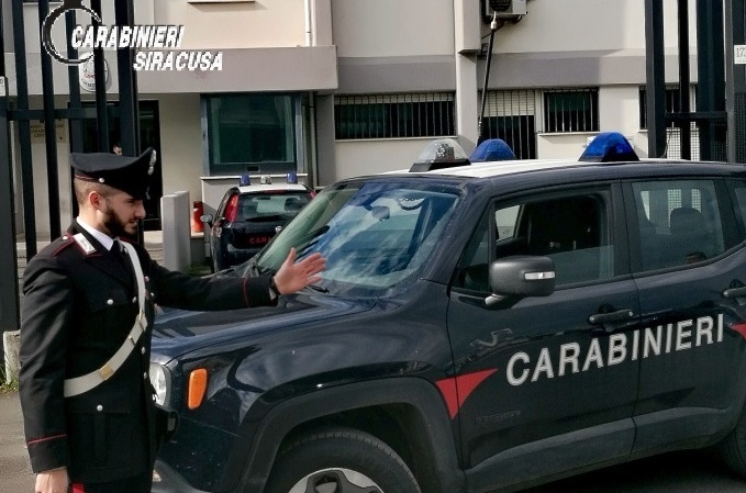 Lentini – Arrestato  23enne dai carabinieri per violazione della detenzione domiciliari