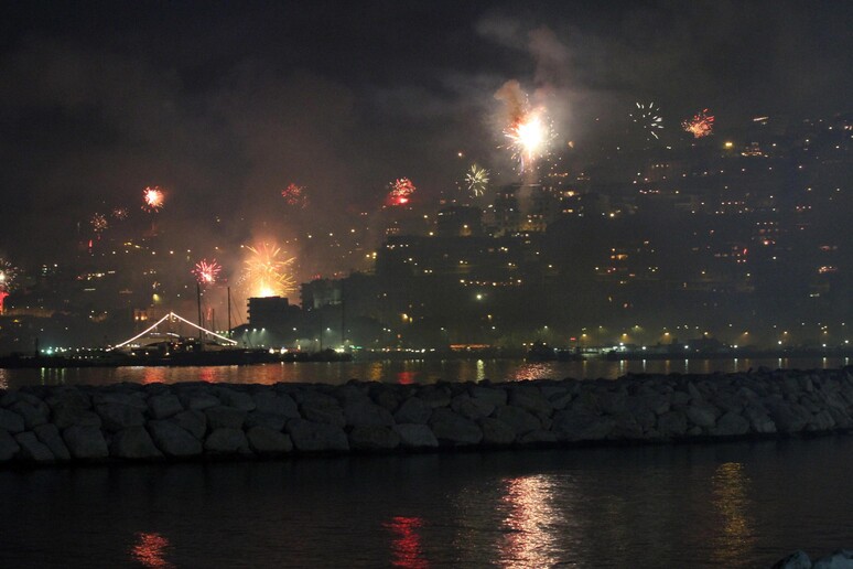 Capodanno-Muore colpita da una pallottola mentre festeggiava ad Afragola: indagini in corso