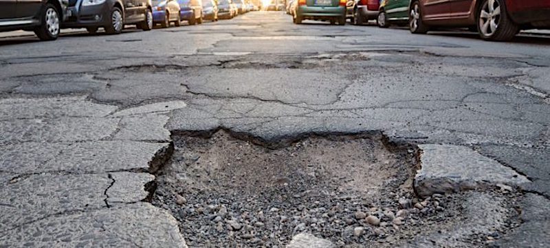 Siracusa: affidamento dei lavori di manutenzione e riparazione di pavimentazione e buche stradali