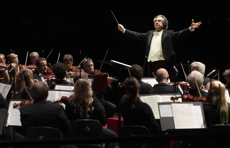 Ravenna, entusiasmo per Riccardo Muti e i Wiener Philharmoniker