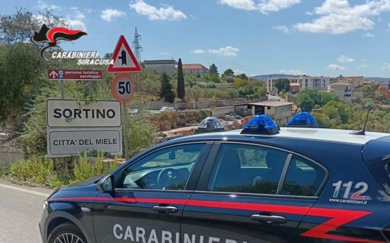 Sortino, minacce per un credito di droga: arrestato dai carabinieri