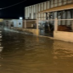 Maltempo, concessionaria d’auto allagata da acqua e liquami