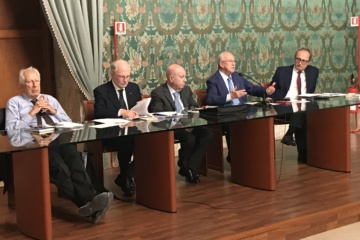 Parte da Siracusa un appello degli ex deputati Ars; “No elezioni diretta del Premier”