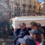 Lentini, gran folla e commozione ai funerali di Margaret Spada