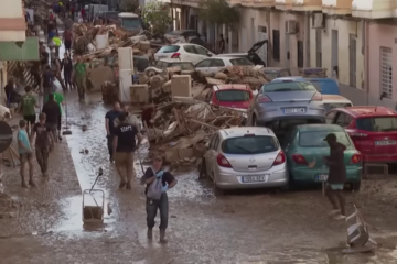 A Valencia almeno 205 morti, decine di arresti per saccheggi e razzie