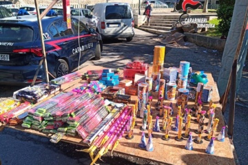 I carabinieri sequestrano venti chili di fuochi d’artificio illegali