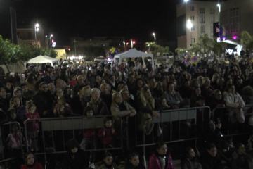 Grande successo di “Bimbinfesta per la Befana”, distribuiti 500 doni (Foto)