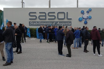 Vertenza Sasol Augusta, la Uiltec tiene in caldo i lavoratori