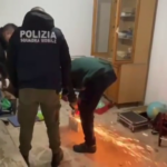 Siracusa, droga custodita in cassaforte; arrestato spacciatore (Video)