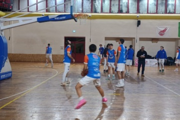 Siracusa Basket batte anche Basket Giarre confermando il momento positivo