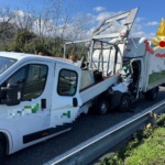 Incidente sulla A18, ragazzo estratto dalla lamiere