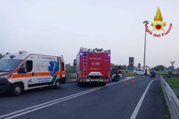 Incidente stradale ad Acireale, microcar si ribaltata autonomamente